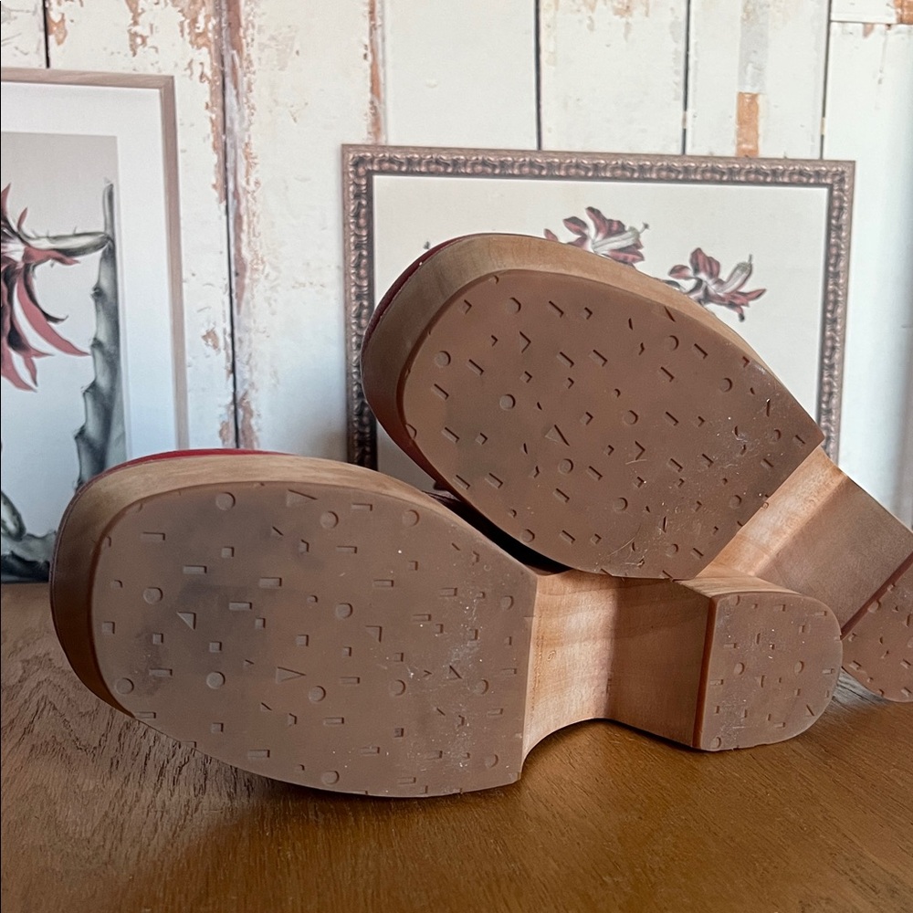 Charlotte Stone Bold Red Heeled Boots - Picture 7 of 9